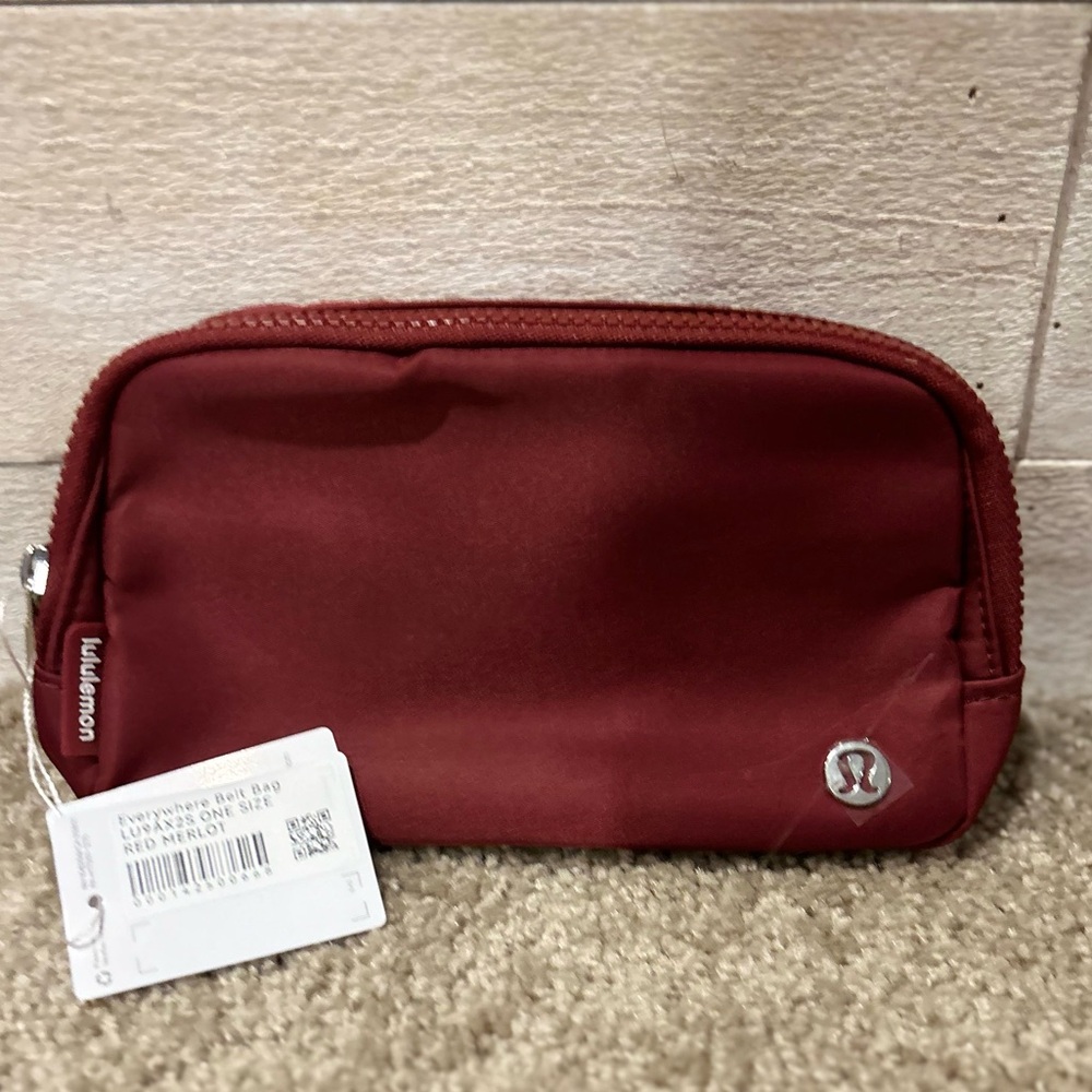 Everywhere Belt Bag 1L